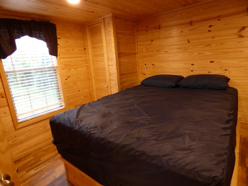 Lazy Bear Cottage-12